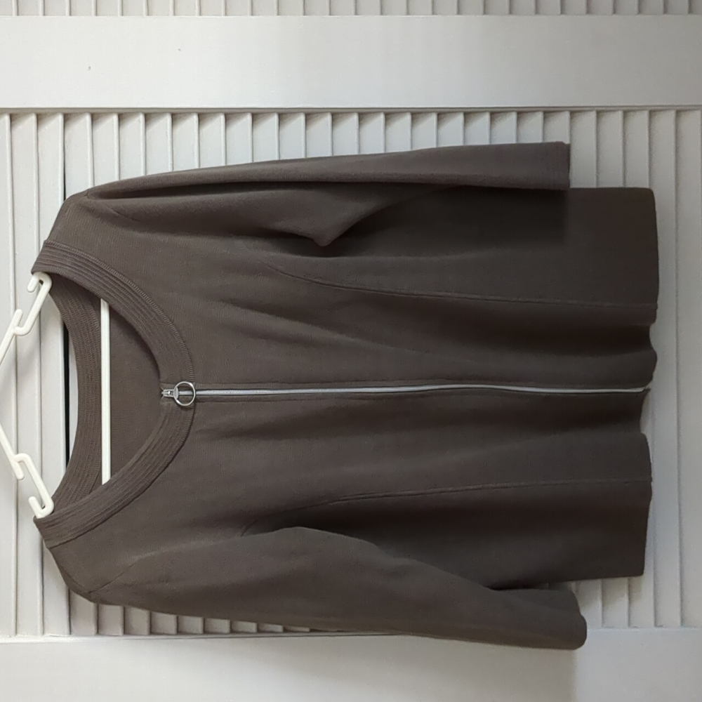 Woman's Jacket/Cardigan